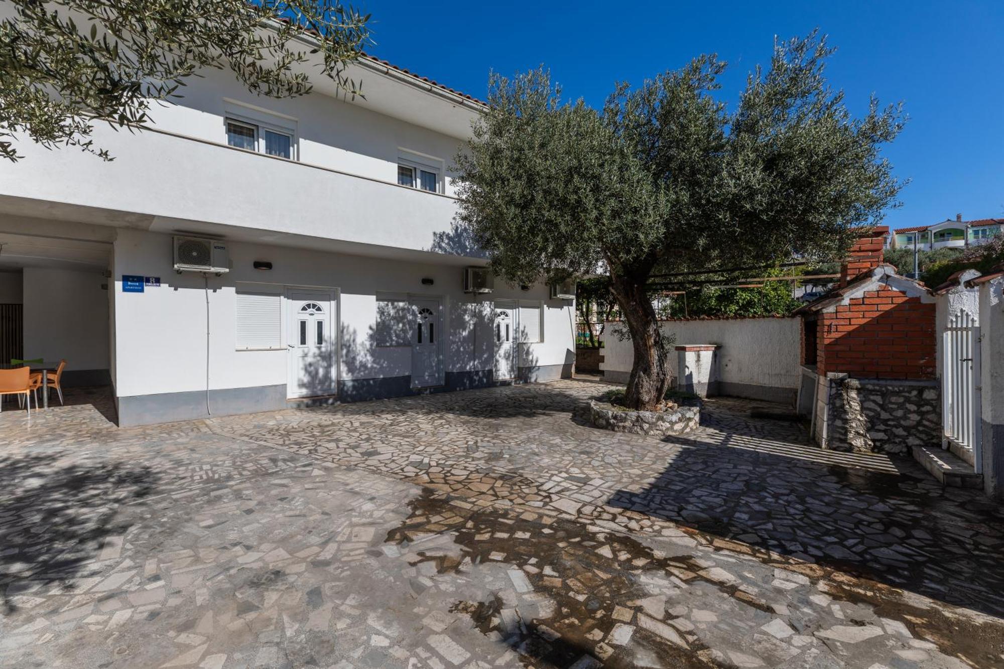 Apartments With A Parking Space Podaca, Makarska - 6050 Exteriör bild